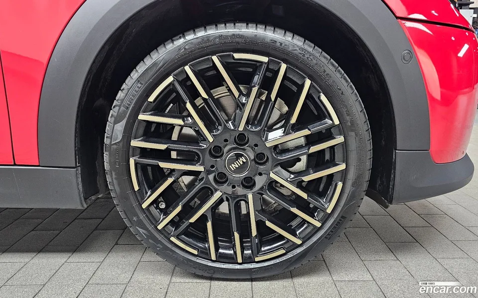 MINI Cooper S 5 2025 — миниатюра 5