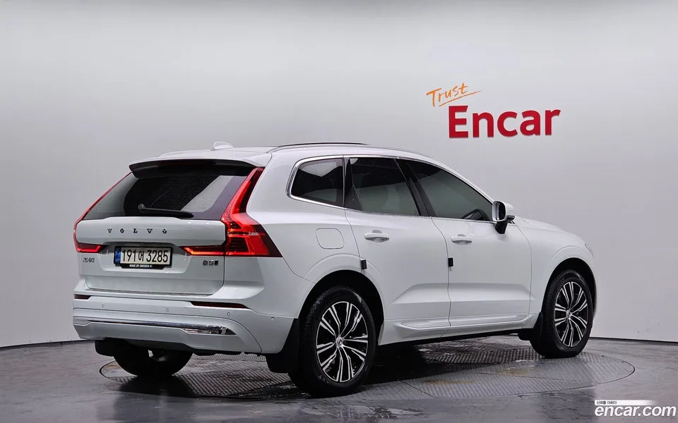Volvo XC60 B5 2022 — миниатюра 2