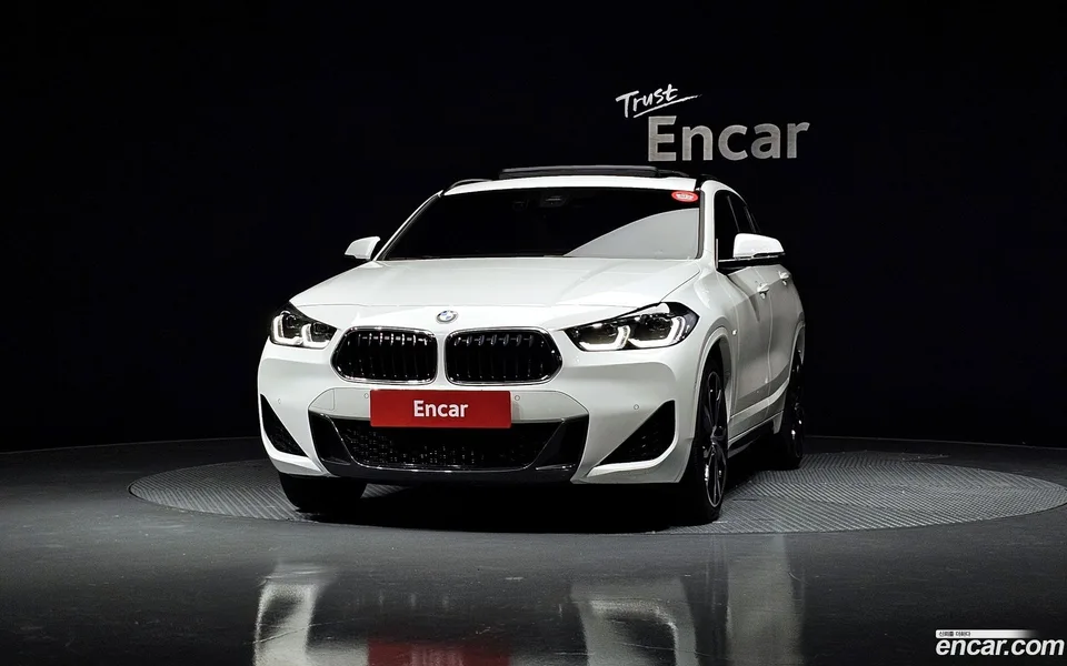 BMW X2 xDrive20i M 2023 — миниатюра 3