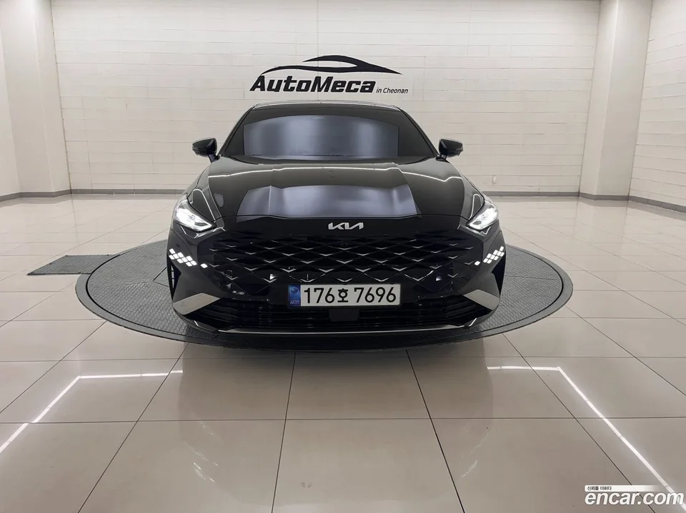 Kia K8 2.5 2WD 2022 — фото 1, купить с доставкой в Москву