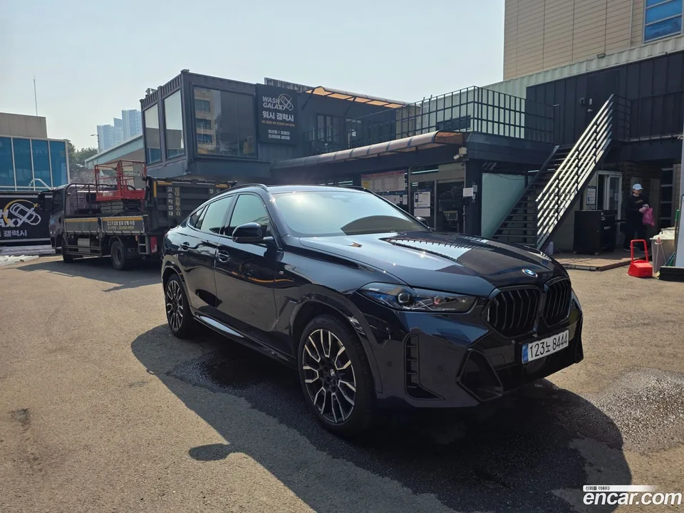 BMW X6 xDrive40i M 2025 — миниатюра 4
