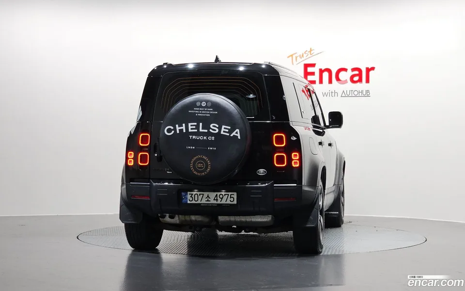 Land Rover Defender 110 D300 HSE 2022 — миниатюра 4