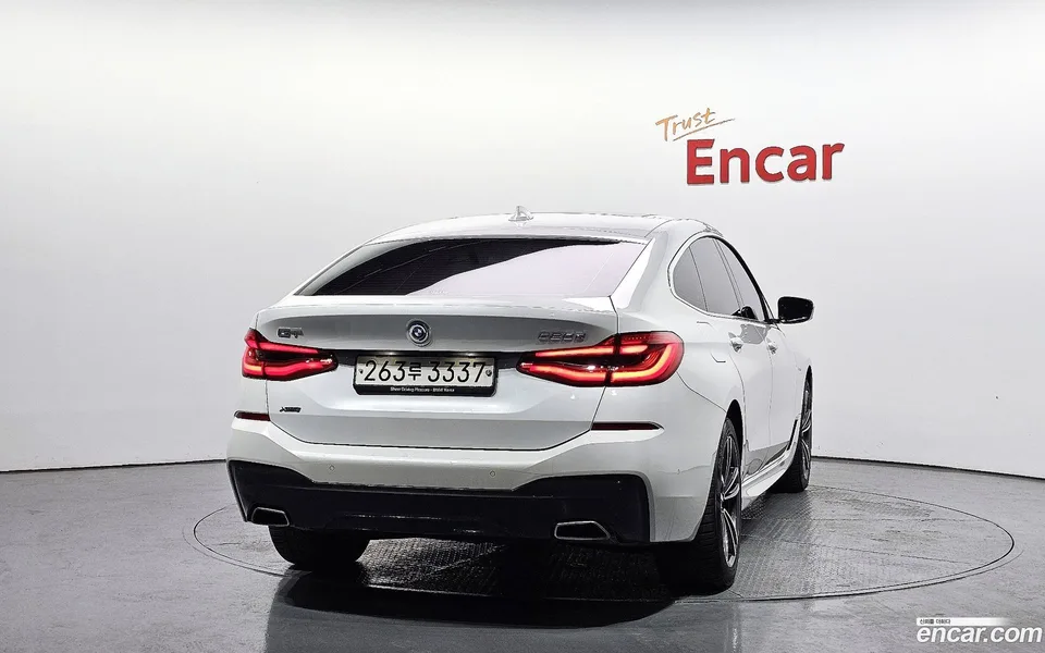 BMW 6 Series GT 620d xDrive M 2022 — миниатюра 4