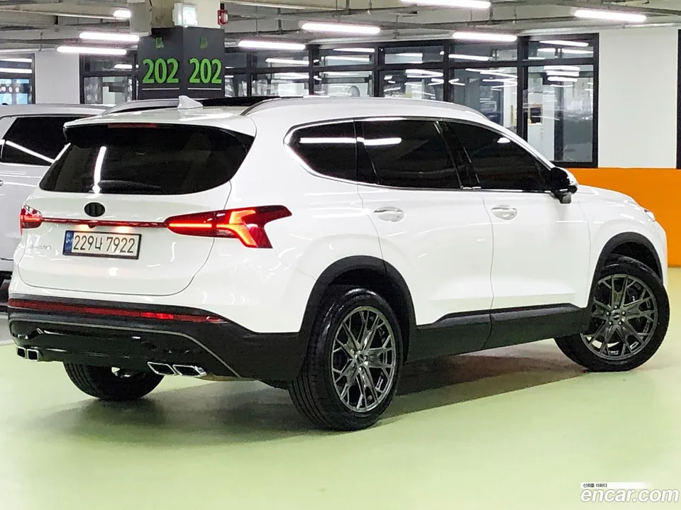Hyundai SantaFe 2.5T 2WD 2023 — миниатюра 2