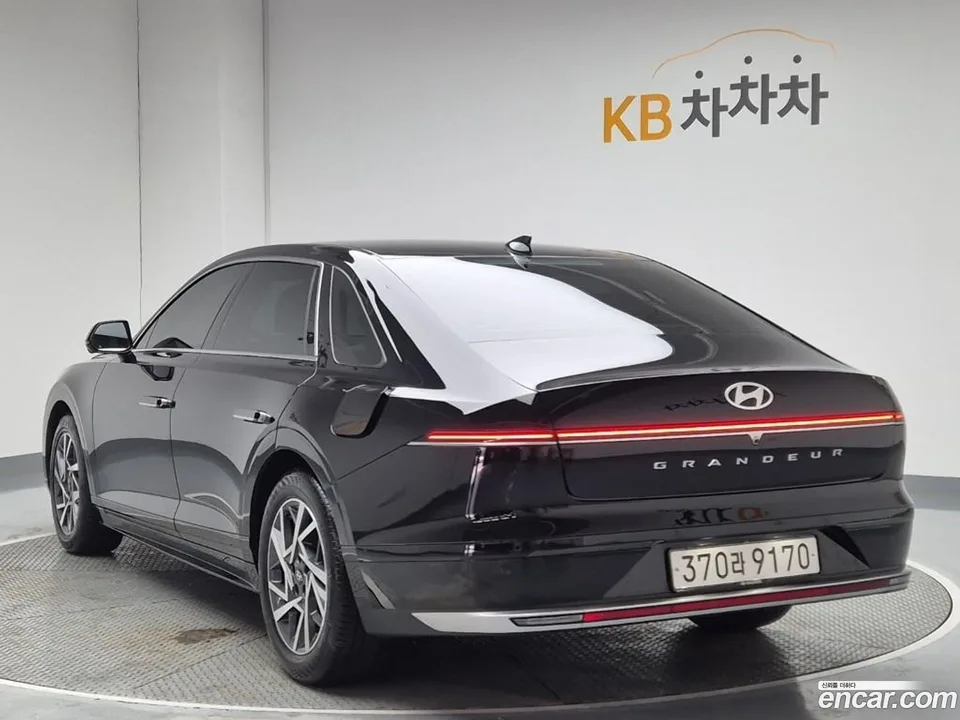 Hyundai Grandeur Hybrid 2023 — миниатюра 2