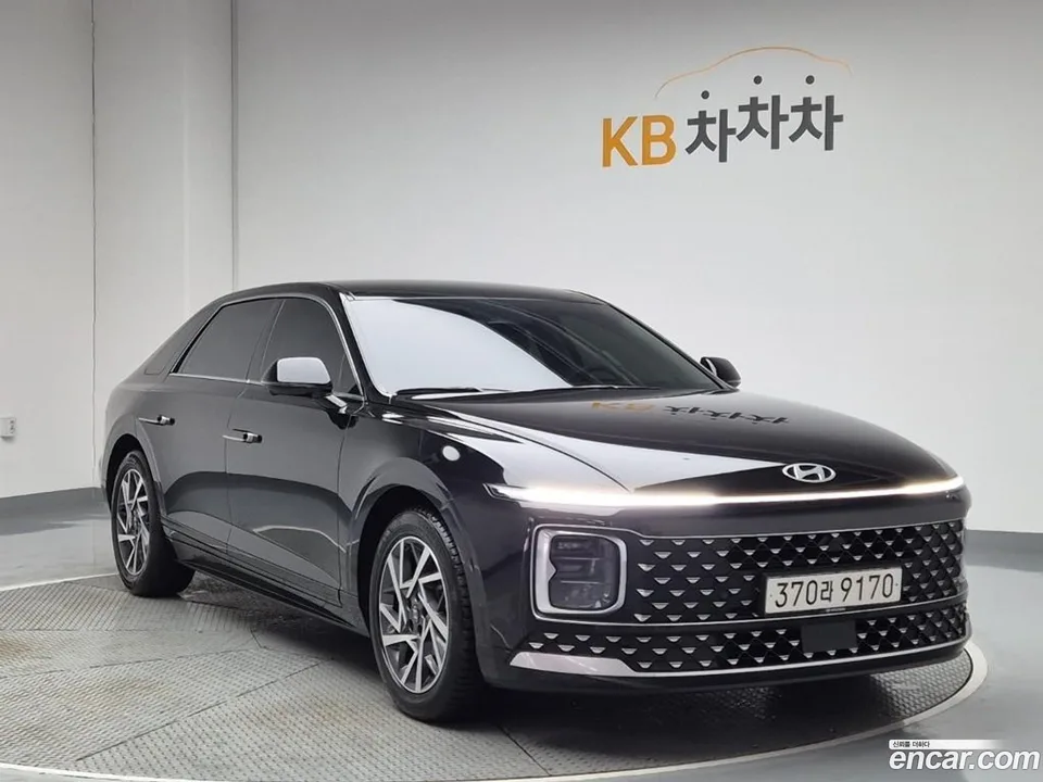 Hyundai Grandeur Hybrid 2023 — миниатюра 4