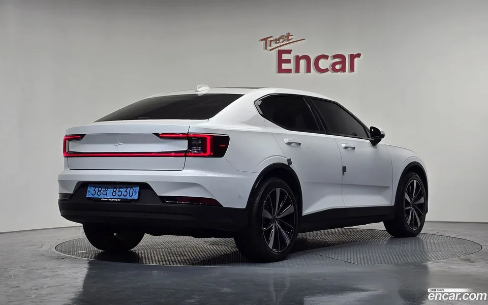 Polestar Polestar 2 2022 — миниатюра 2