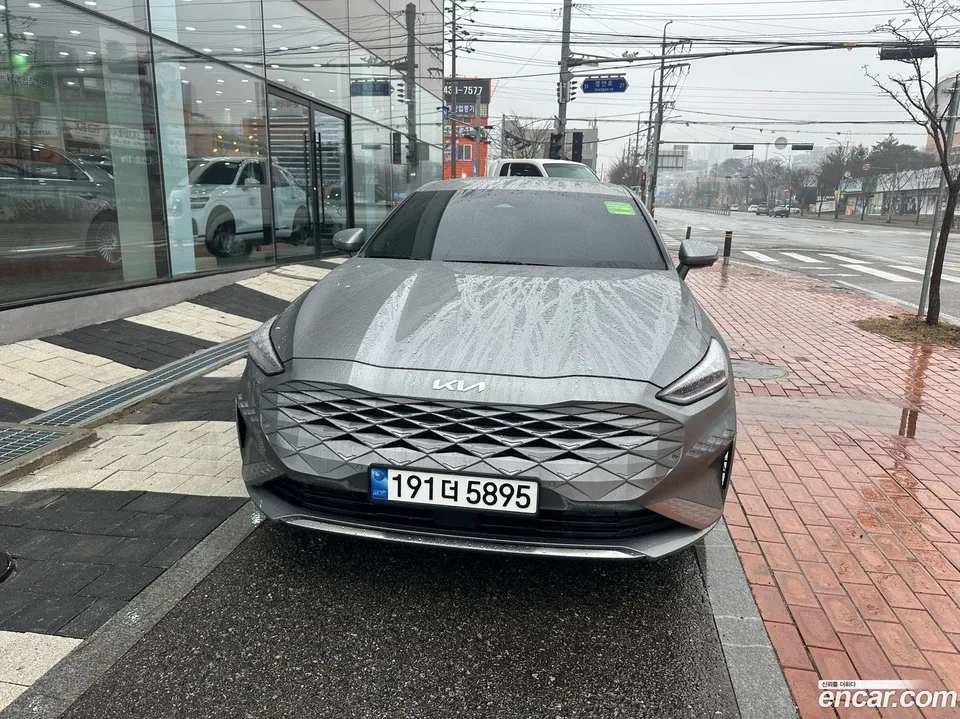 Kia K8 2.5 2WD 2023 — фото 1, купить с доставкой в Москву