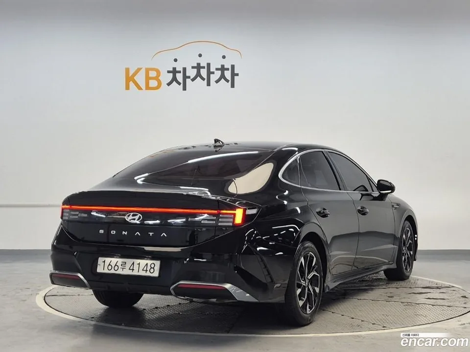 Hyundai Sonata The Edge 1.6 2023 — миниатюра 3