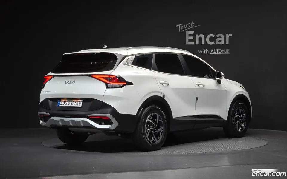 Kia Sportage 1.6 2WD 2022 — миниатюра 2