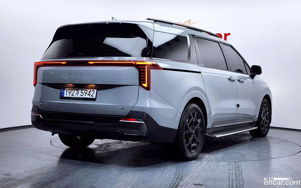 Kia Carnival HEV 7 2024 — миниатюра 2
