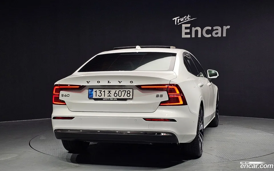 Volvo S60 B5 2024 — миниатюра 4
