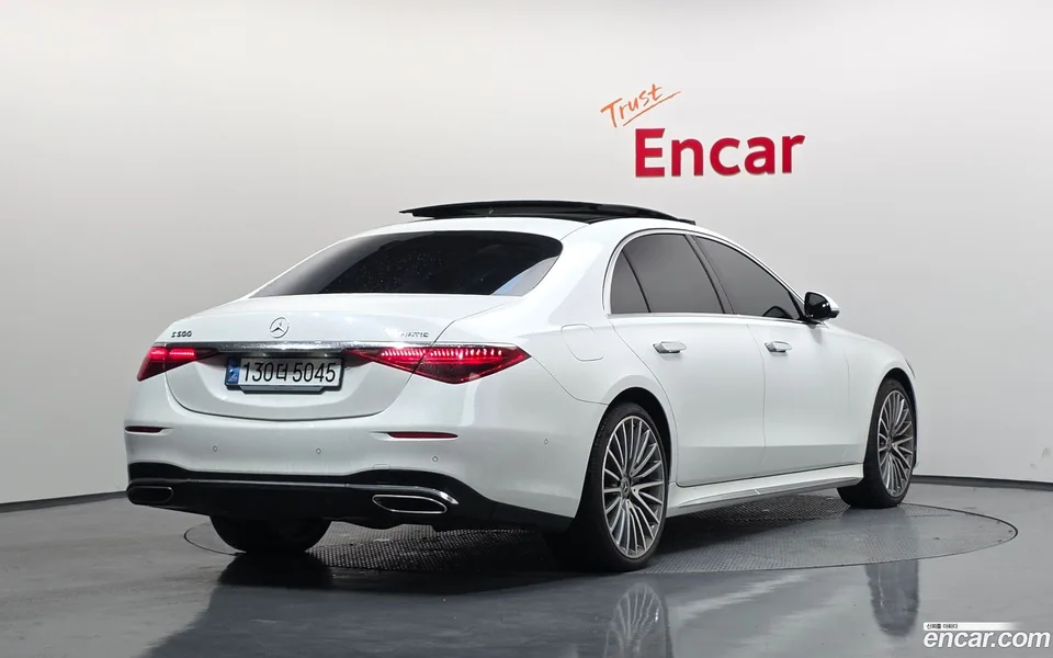 Mercedes-Benz S-Class S500L 4MATIC 2024 — миниатюра 2
