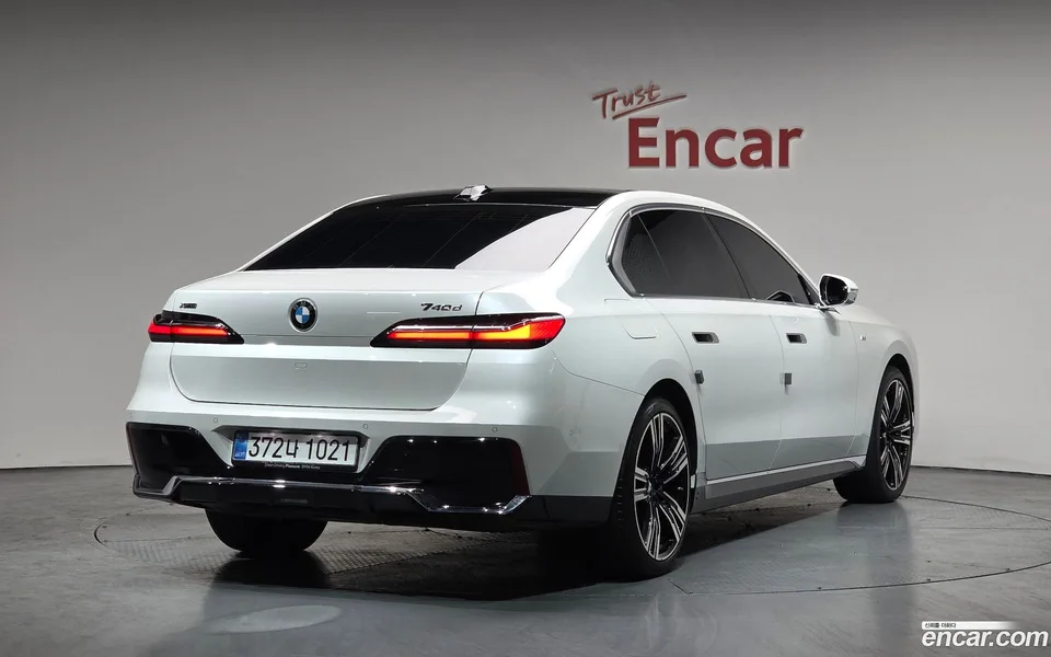 BMW 7 Series 740d xDrive M 2025 — миниатюра 2