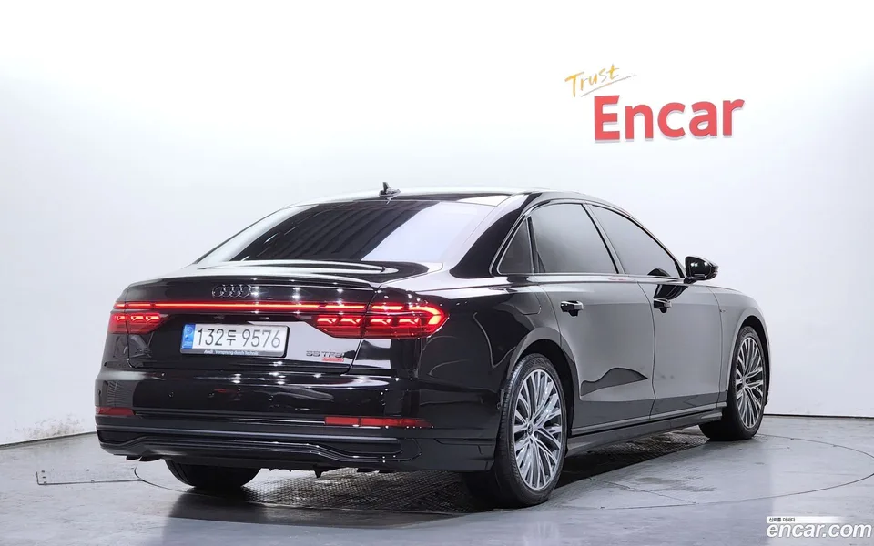 Audi A8 55 TFSI LWB 2022 — миниатюра 2