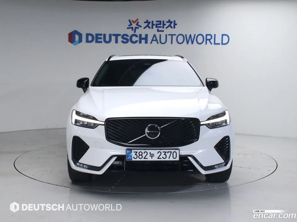 Volvo XC60 B5 2025 — миниатюра 3