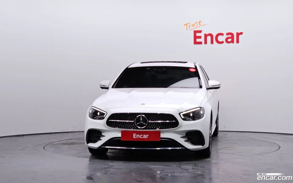 Mercedes-Benz E-Class E250 AMG Line 2023 — миниатюра 3