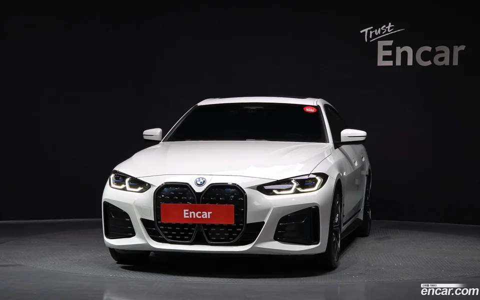 BMW i4 eDrive40 M 2023 — миниатюра 3