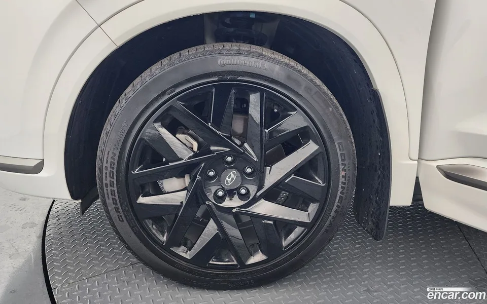 Hyundai Santa Fe 2.5T 2WD 2023 — миниатюра 5