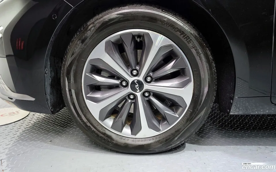 Kia K8 Hybrid 2022 — миниатюра 5