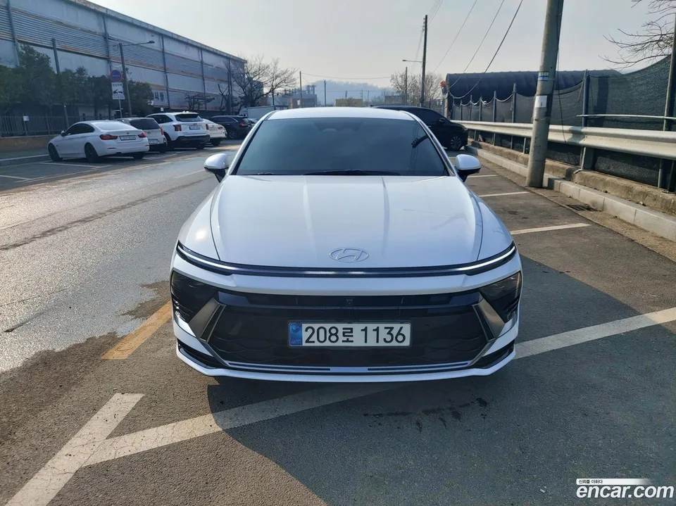 Hyundai Sonata The Edge Hybrid 2023 — фото 1, купить с доставкой в Москву