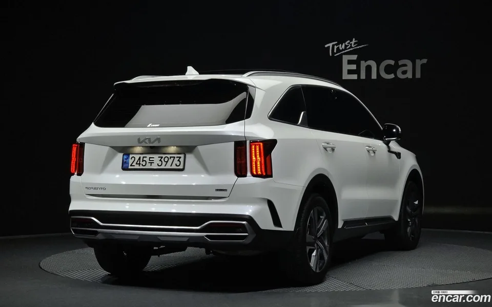 Kia Sorento HEV 1.6 2WD 2023 — миниатюра 2