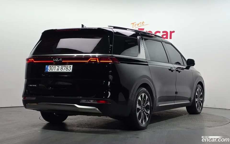 Kia Carnival 7 2022 — миниатюра 2