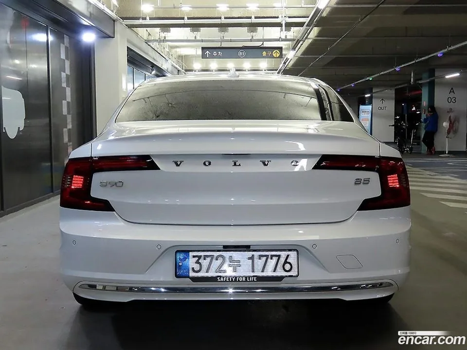 Volvo S90 B5 2023 — миниатюра 3