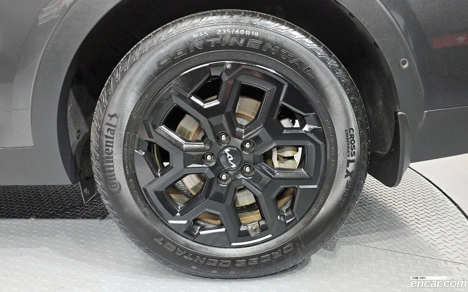 Kia Sorento HEV 1.6 2WD 2023 — миниатюра 5