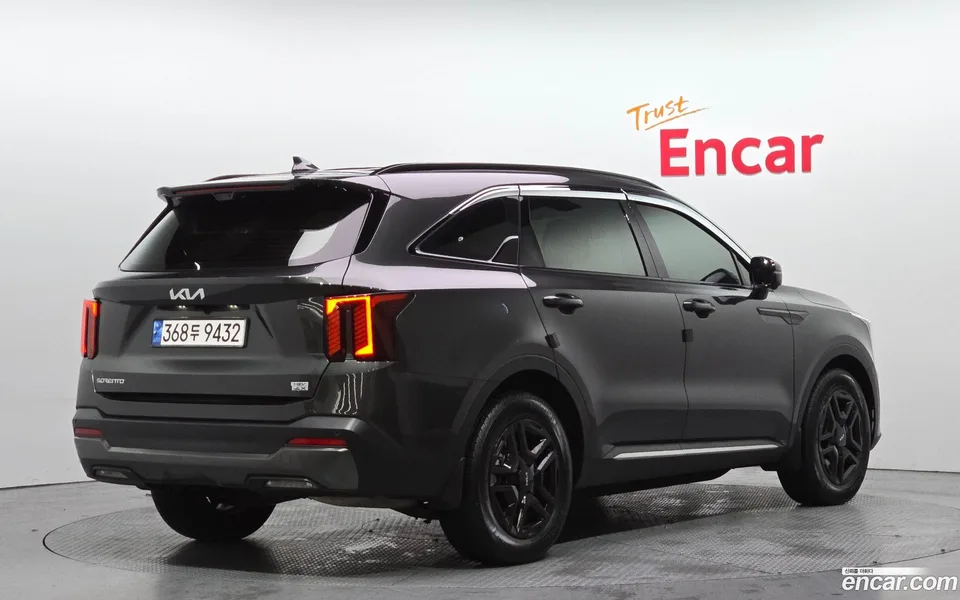Kia Sorento HEV 1.6 4WD 2023 — миниатюра 2