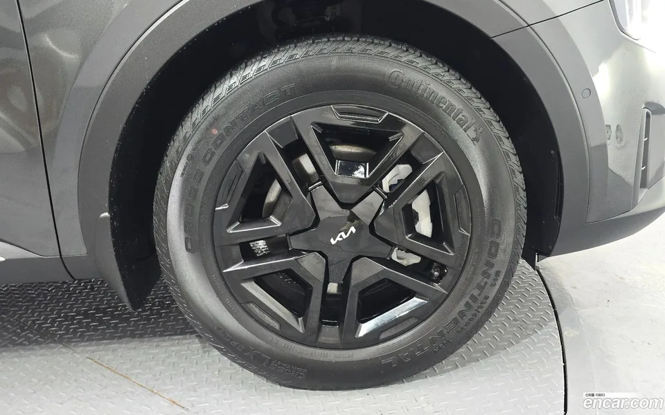 Kia Sorento HEV 1.6 4WD 2023 — миниатюра 5
