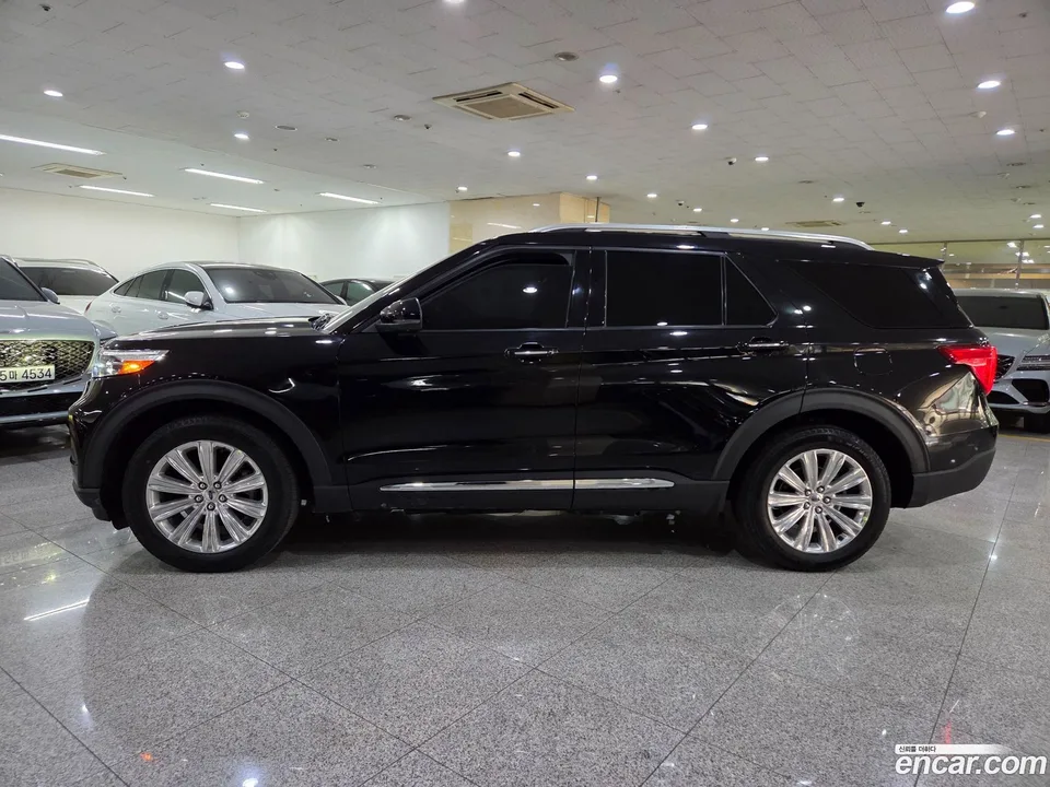 Ford Explorer 2.3 4WD 2022 — миниатюра 3