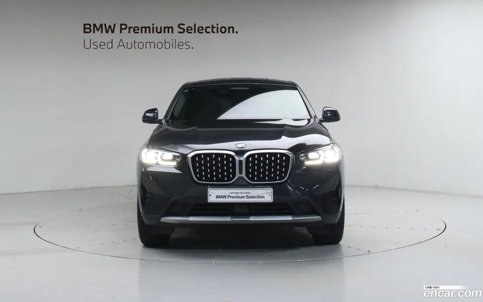 BMW X4 xDrive20i xLine 2023 — миниатюра 2