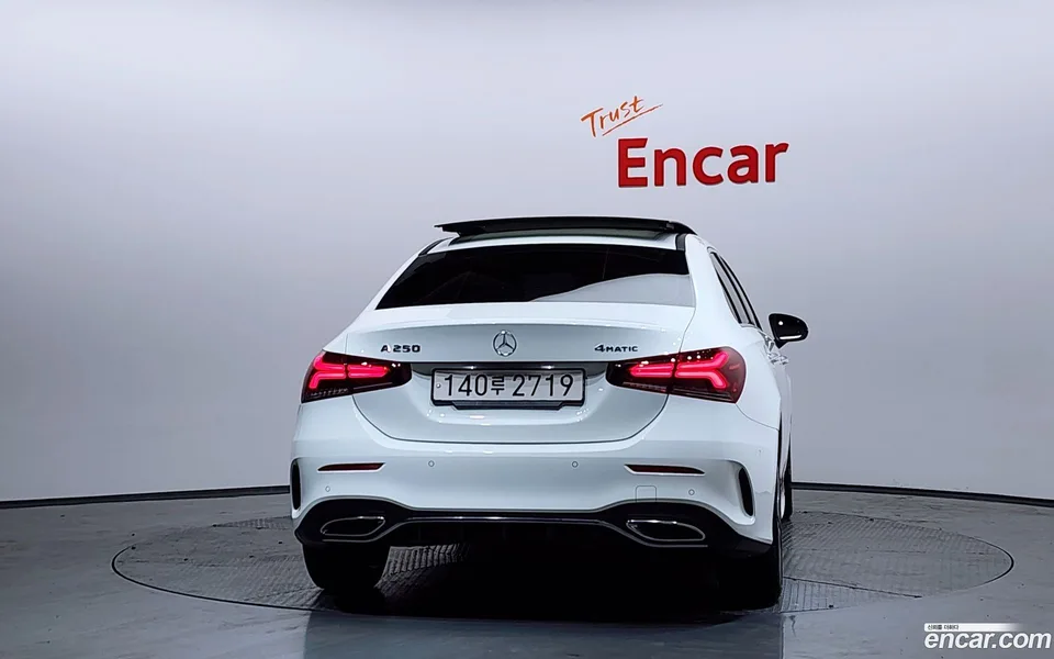 Mercedes-Benz A-Class A250 4MATIC 2023 — миниатюра 4