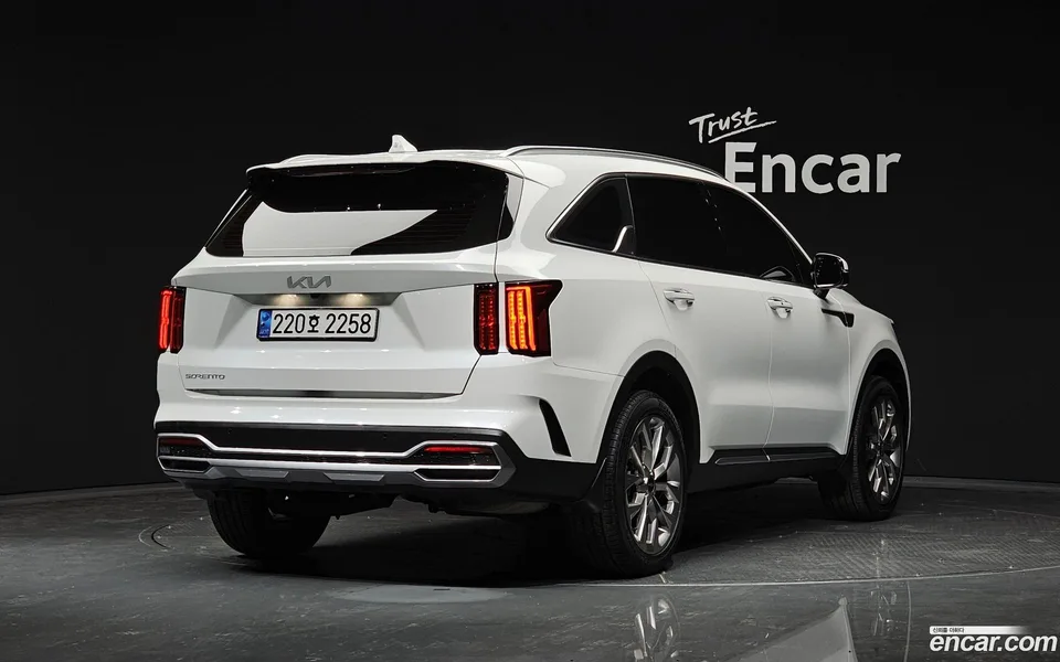 Kia Sorento 2.5T 2WD 2023 — миниатюра 2