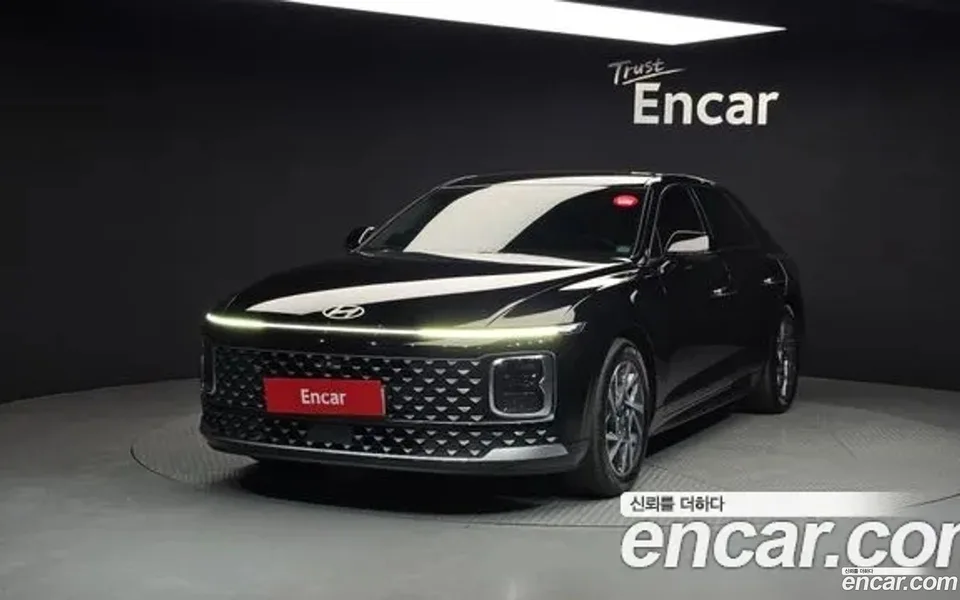 Hyundai Grandeur Hybrid 2023 — фото 1, купить с доставкой в Москву
