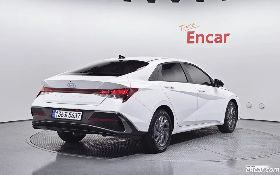 Hyundai Avante CN7 1.6 2025 — миниатюра 2