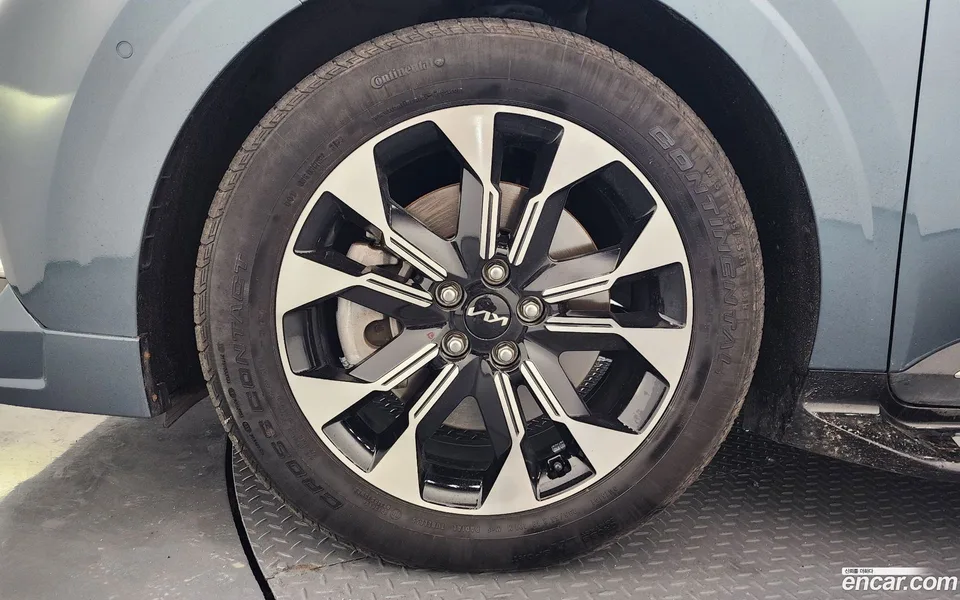 Kia Carnival 9 () 2022 — миниатюра 5