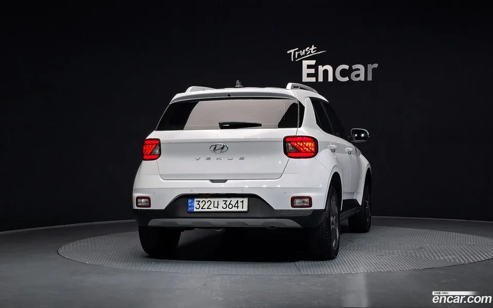 Hyundai Venue 1.6 2023 — миниатюра 4