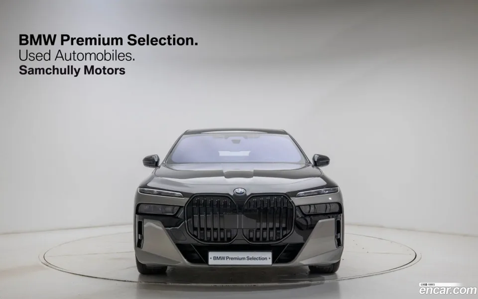 BMW i7 xDrive 60 M 2025 — миниатюра 2