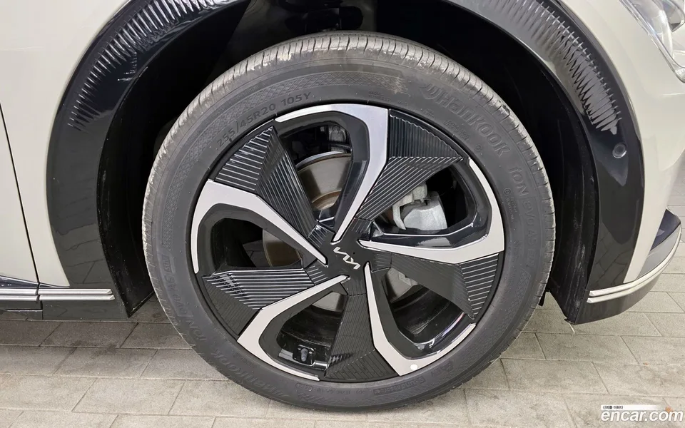 Kia EV6 2022 — миниатюра 5