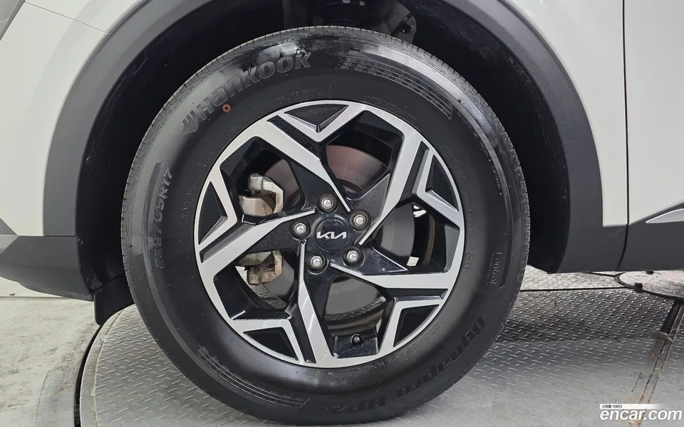 Kia Sportage 1.6 2WD 2022 — миниатюра 5