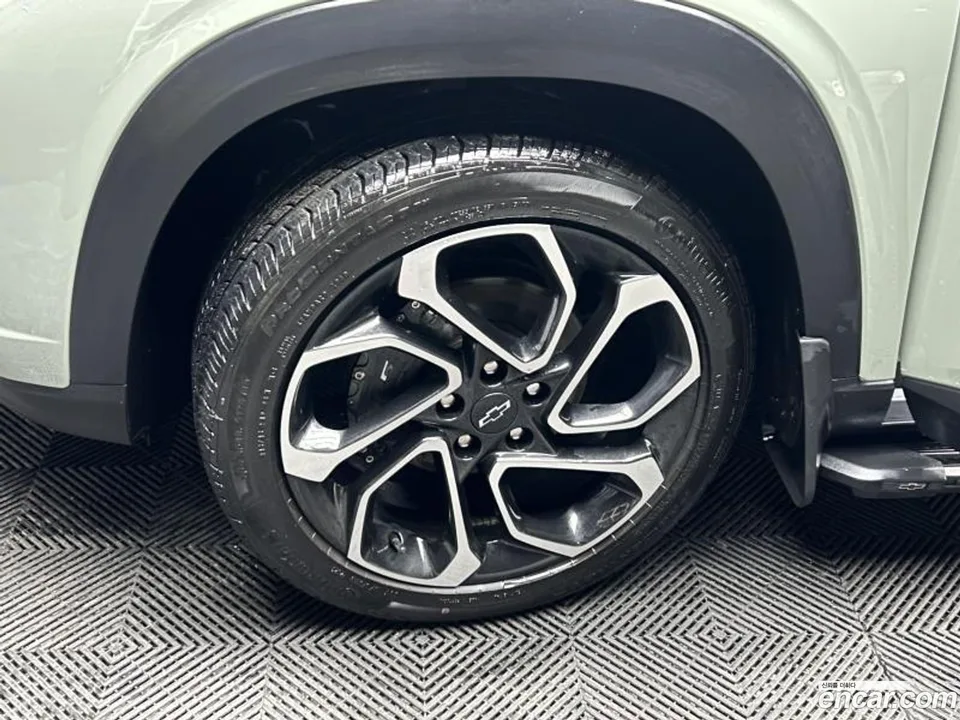 Chevrolet Trax Crossover 1.2 RS 2023 — миниатюра 5