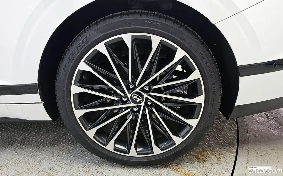Hyundai Grandeur Hybrid 2023 — миниатюра 5
