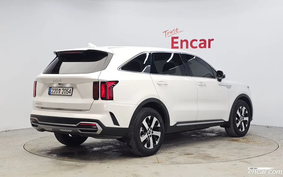 Kia Sorento 2.2 2WD 2023 — миниатюра 2