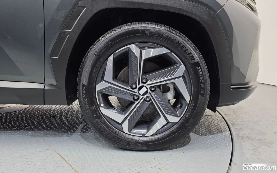 Hyundai Tucson 1.6 2WD 2023 — миниатюра 5