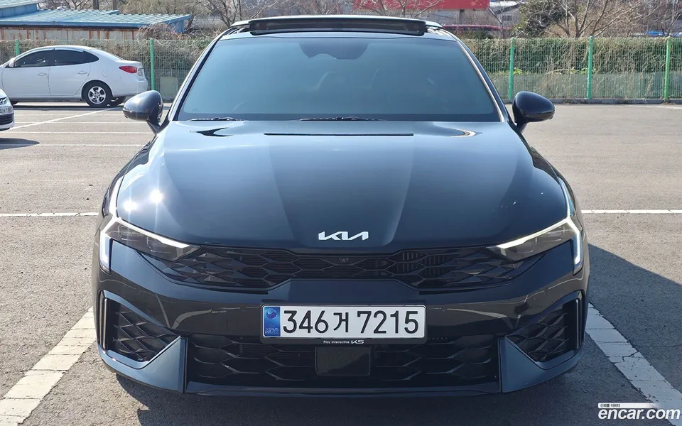 Kia K5 1.6 2023 — миниатюра 2