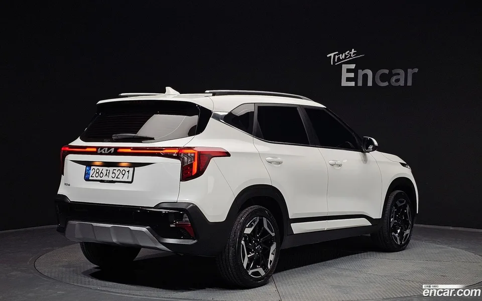 Kia Seltos 1.6 2WD 2022 — миниатюра 2