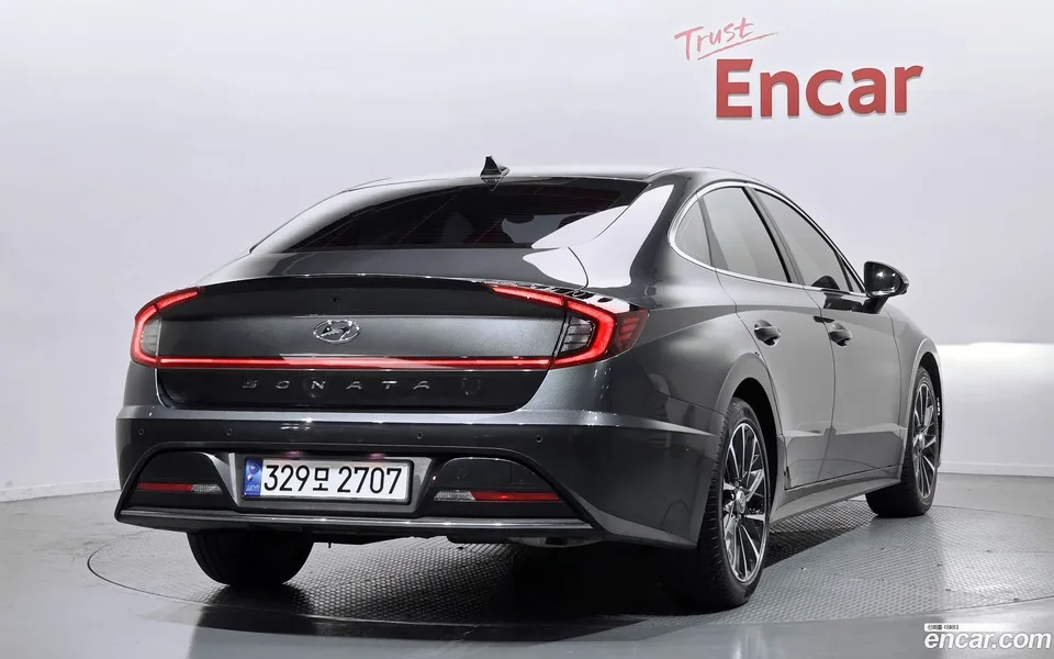 Hyundai Sonata Hybrid 2023 — миниатюра 2