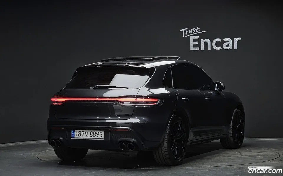 Porsche Macan 2.9 GTS 2023 — миниатюра 2